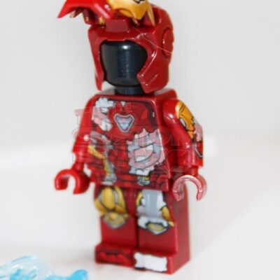 1349 - Iron man collectibles